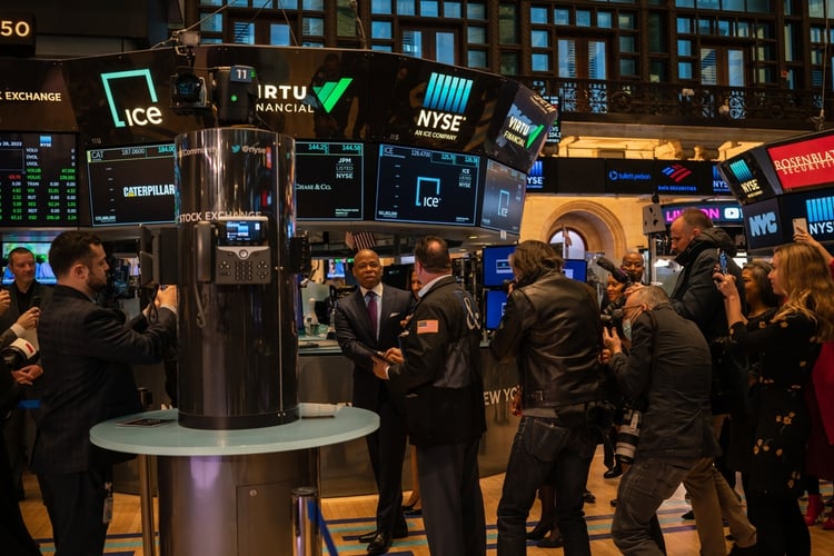 NYSE 19