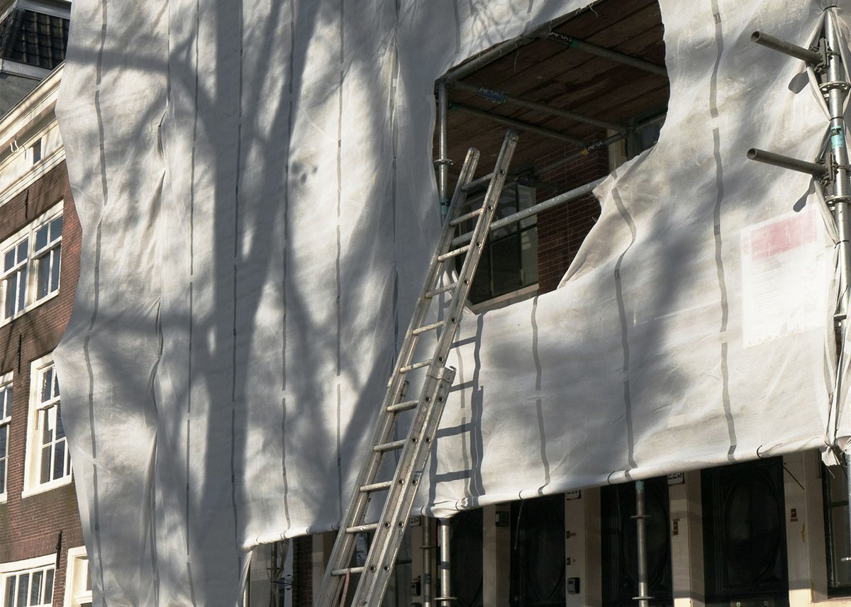 Shrinkflation housing