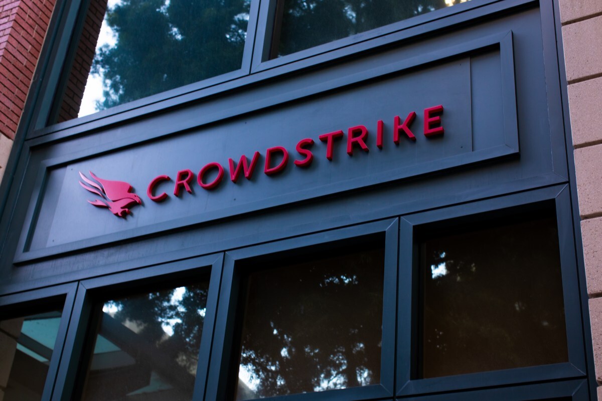 Crowdstrike logo