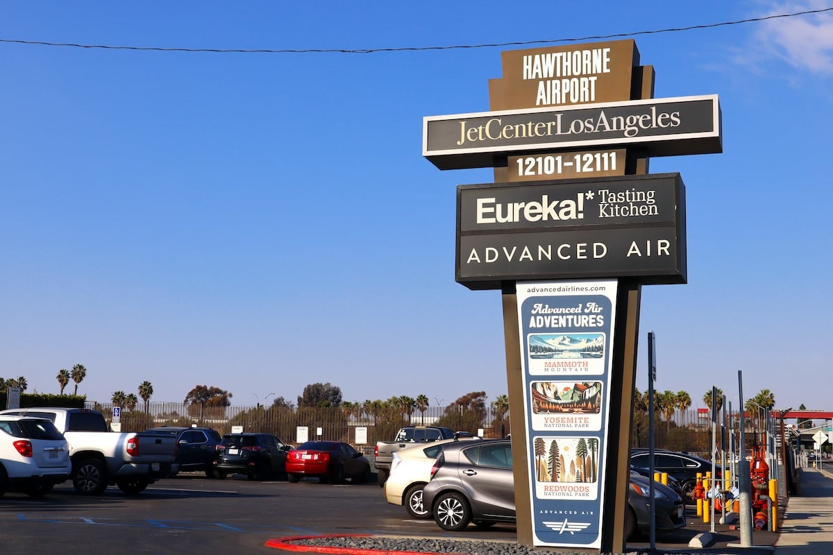 Hawthorne Airport