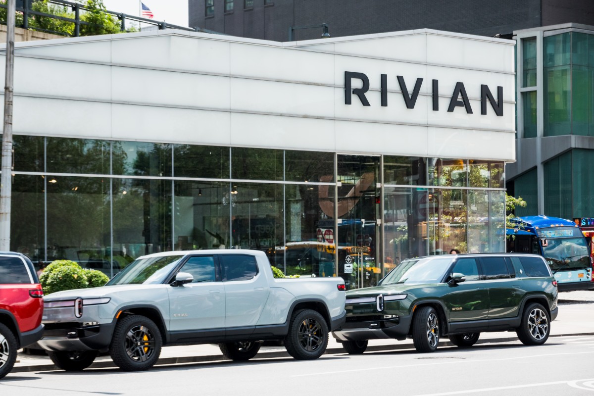 rivian_dealership