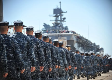 us navy soldiers